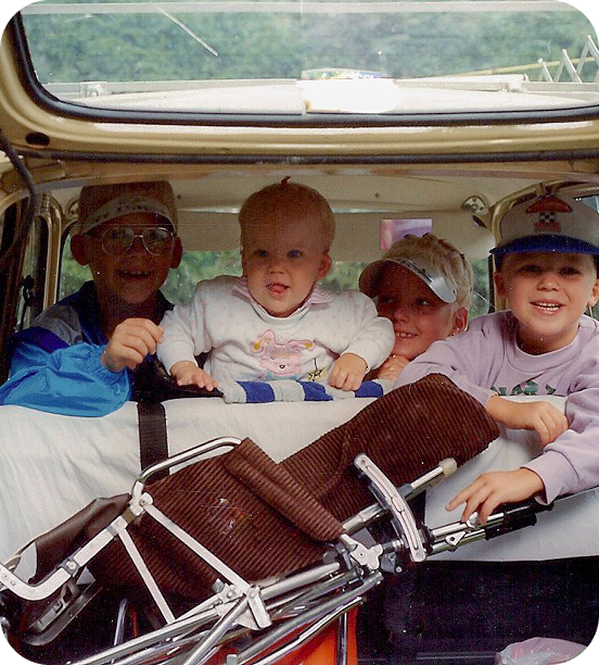 Kids sitting together in a car